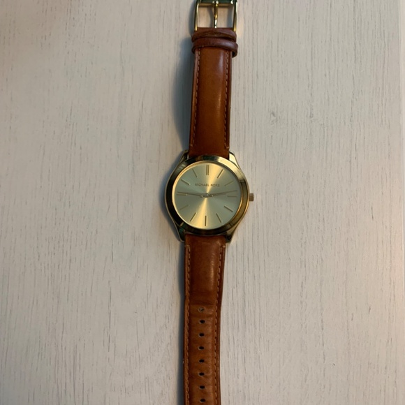 Watches - Picture 9 of 16